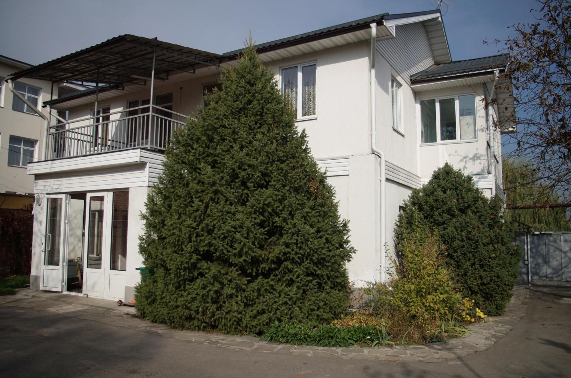 Guest House On Sadovaya Almaty Ngoại thất bức ảnh